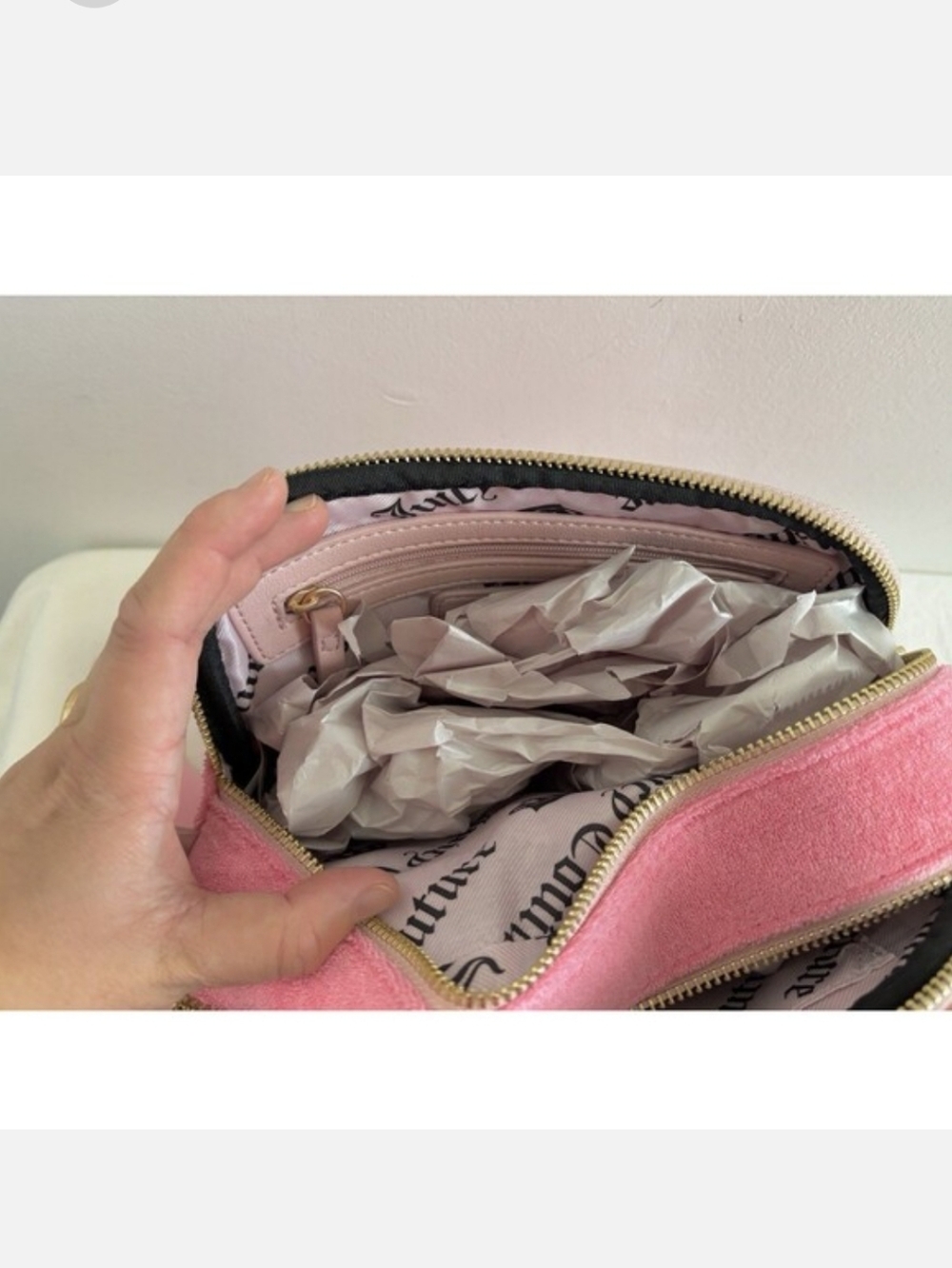 Juicy Lovers Club Camera Bag - Picture 4 of 7